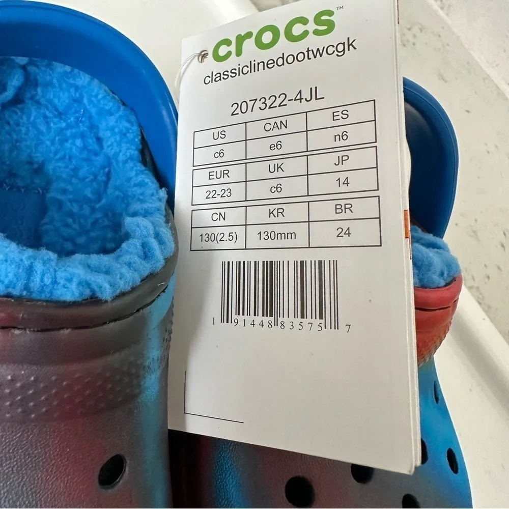 Crocs Classic Lined Out of This World Clog Size 6 Baby